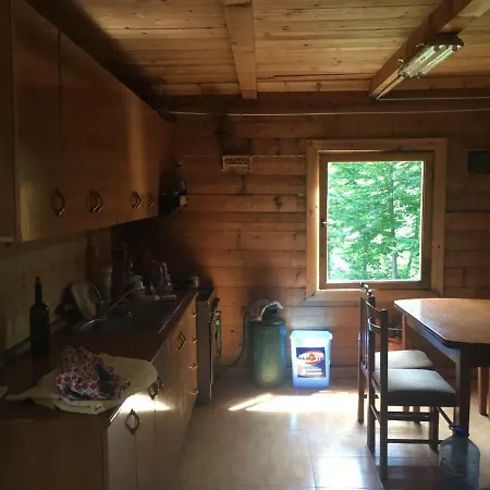 Rustic Valley View Mountain Getaway In Thethi ثيث